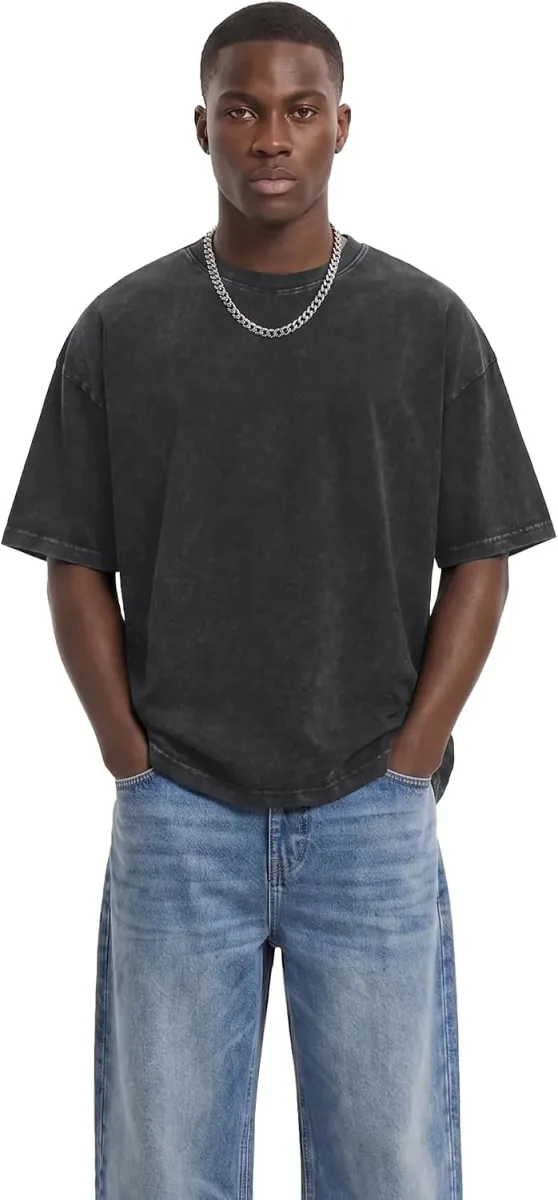 Oversized t-shirt for men worn with jeans
